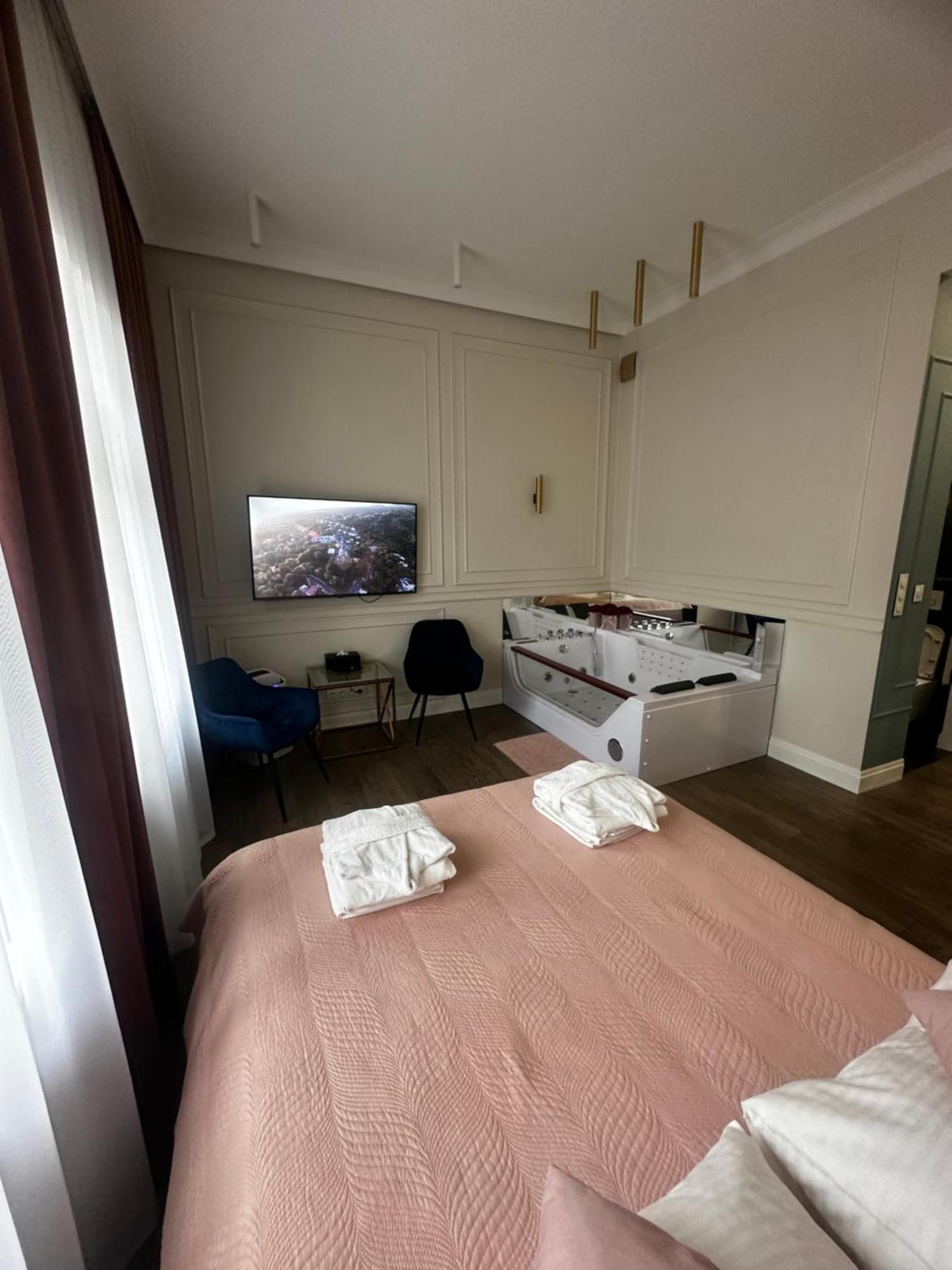 Apartament Glamour Prywatne Jacuzzi Starowislna Kraków Eksteriør billede